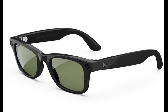  Gen 1 and Gen 2 Ray-Ban Meta Smart Glasses
